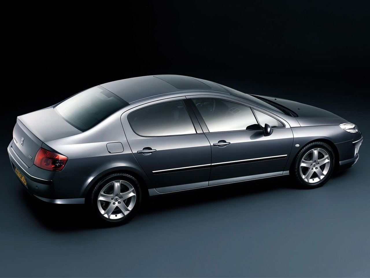Peugeot 407 2004 003.jpg